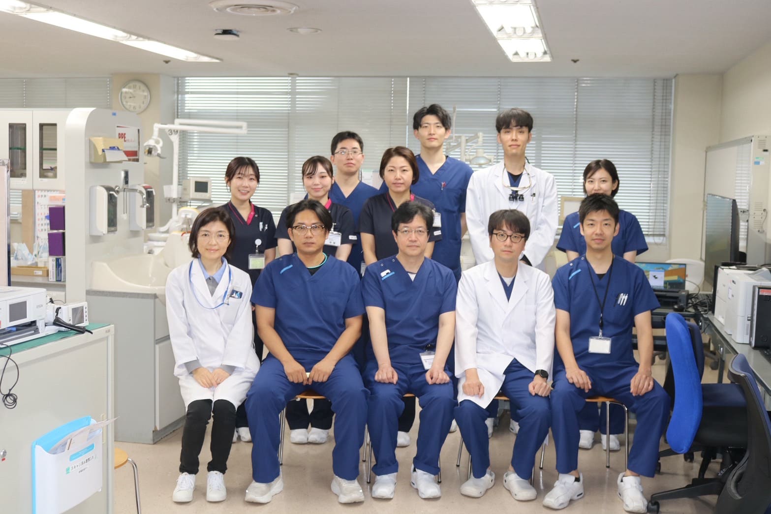 朝日大学医科歯科医療センターのチームの写真